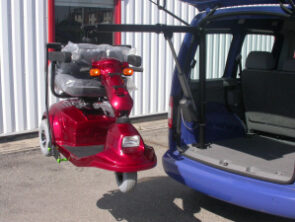 Bras robot hydraulique pour coffre